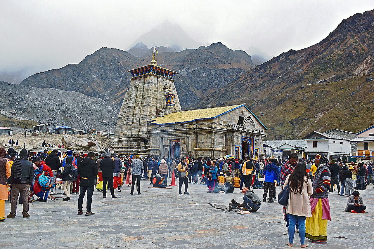 Devotees at Kedarnath temple in the Himalayas — Char Dham Yatra